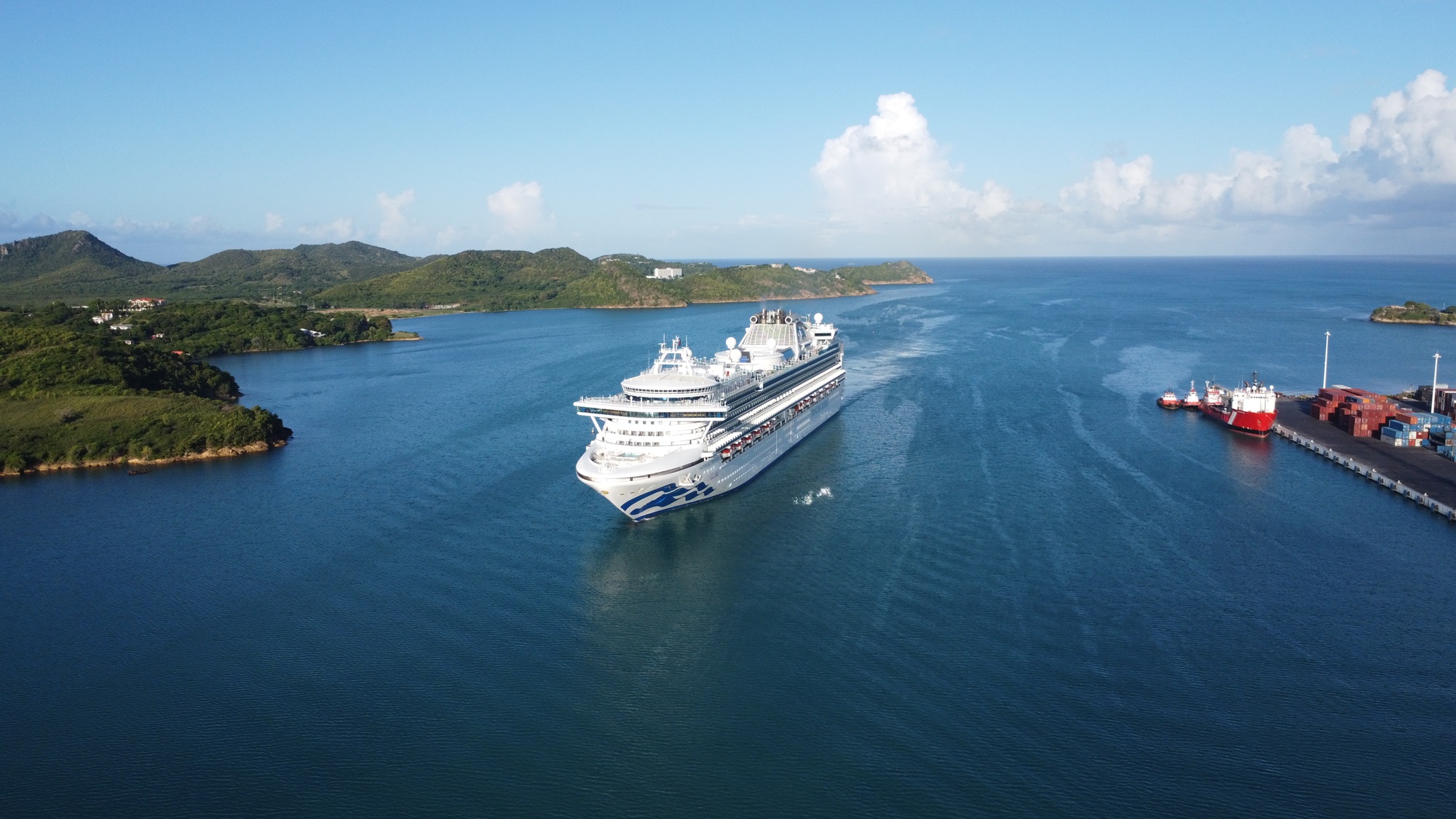 SAPPHIRE PRINCESS ARRIVES IN ANTIGUA OCTOBER 2024